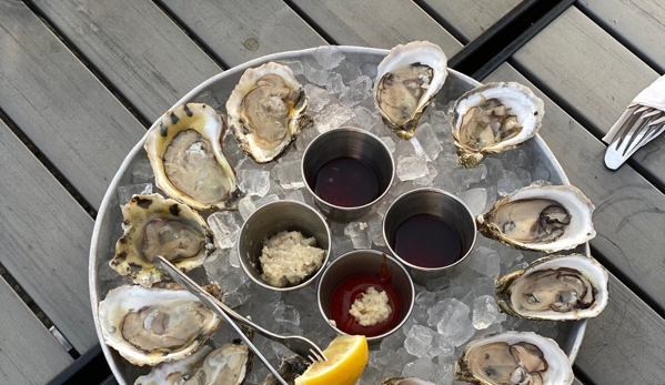 Hanks Oyster Bar - Washington, DC