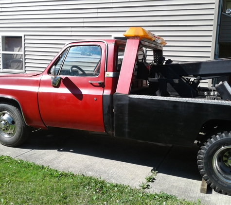 Real family towing service & recovery - Elyria, OH