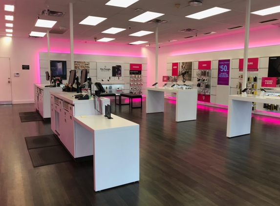 T-Mobile - Sapulpa, OK