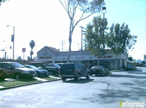 The Cat Care Clinic - Orange, CA