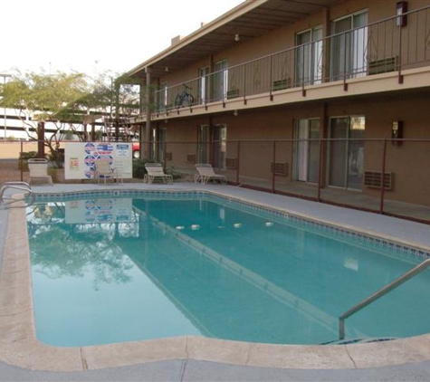 Cottage Grove Apartments - Las Vegas, NV