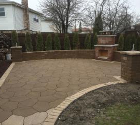 Emerald Bloom Landscaping - Mokena, IL