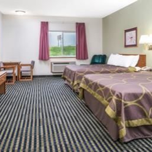 Super 8 by Wyndham Gretna - Gretna, NE