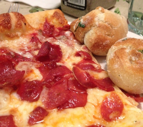 Branchinelli's Pizza & Restaurant - Hauppauge, NY