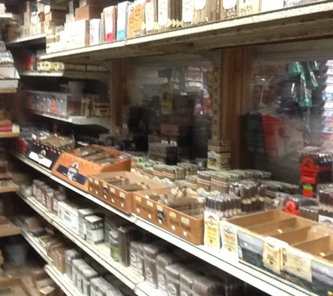 Lindy's Smoke Shop - Lindenhurst, NY