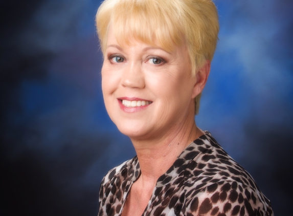 Cynthia Bullock, Realtor BRE#01370023 - Porterville, CA