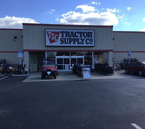 Tractor Supply Co - Dallas, GA