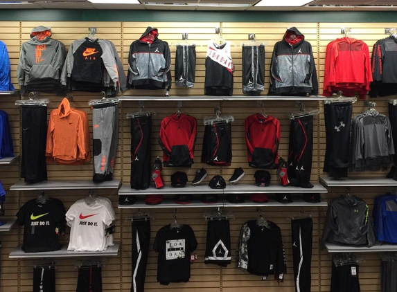 Hibbett Sports - Owensboro, KY