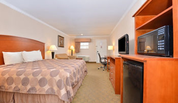 Americas Best Value Inn - Rockdale, TX