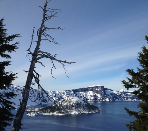 Aye Hike - Salem, OR. Crater Lake and Wizard Island