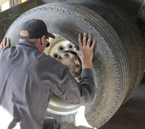 Bauer Built Tire & Service - Durand, WI