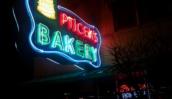 Pticek & Son Bakery - Chicago, IL