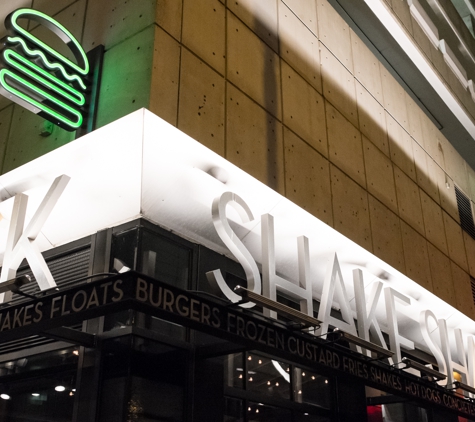 Shake Shack - Chicago, IL