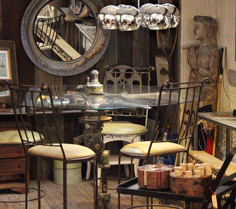 Black Swan Antiques - Sag Harbor, NY