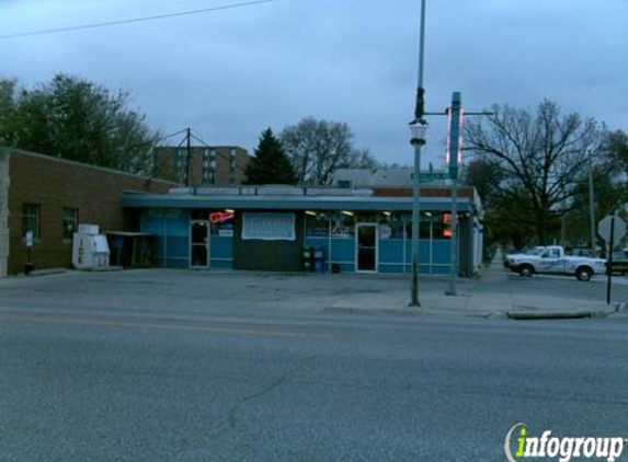 Castle Drive in Beer & Liquor - Lincoln, NE