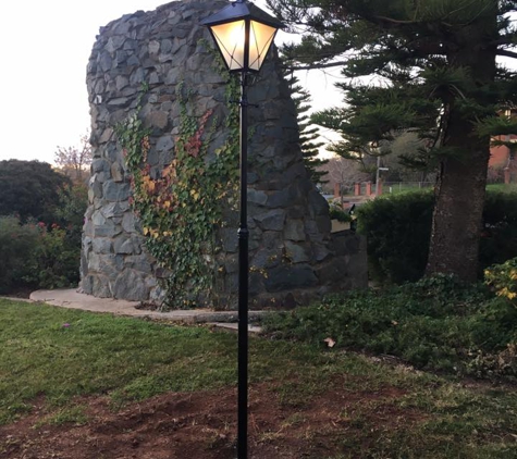 Ambrose Electrical Pty Ltd - Rutherglen, VIC. Feature Lighting