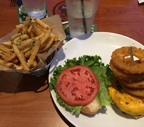 Duffy's Sports Grill - Orlando, FL