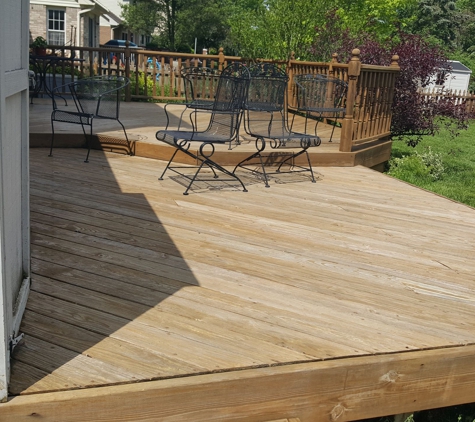 Garys Deck Cleaning - Livonia, MI