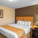 Quality Inn & Suites Summit County - Motels