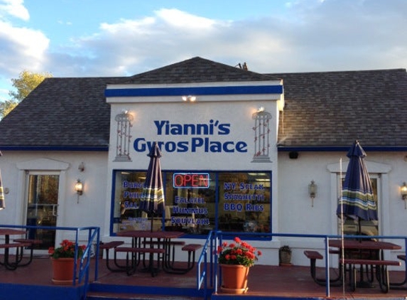 Yianni's Gyros - Lakewood, CO