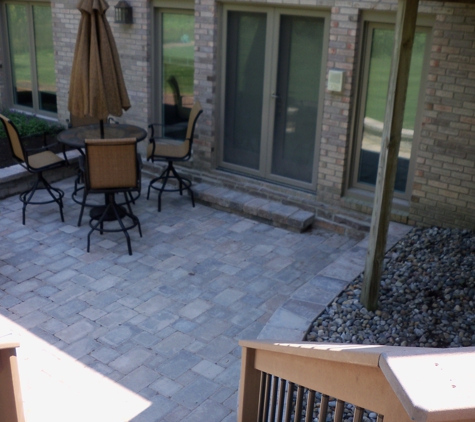 'R'Tistic Hardscapes - Macomb, MI