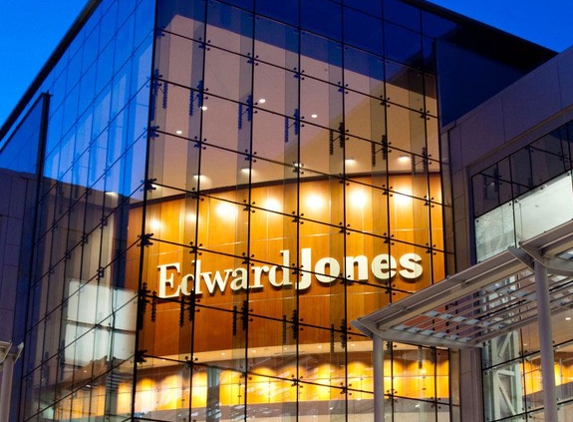Edward Jones - Financial Advisor: Christopher B Sullivan - Hilliard, OH