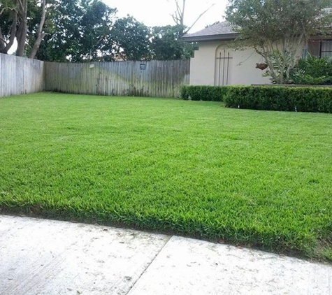 Mayday's Lawn and Pest Control - Goldenrod, FL