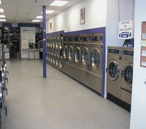 Wash Tub Laundromat - Sherwood, OR