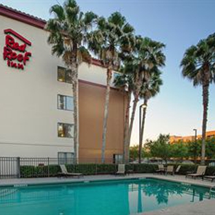 Red Roof Inn - Jacksonville, FL