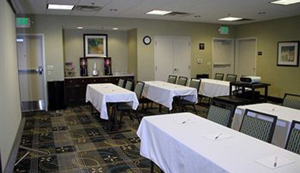 Hampton Inn & Suites Manteca - Manteca, CA