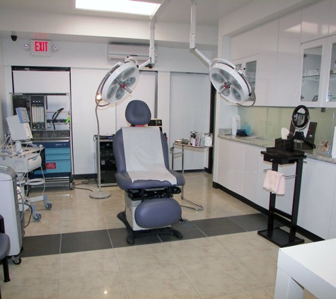 Pierini Esthetic Surgery Center - Doral, FL