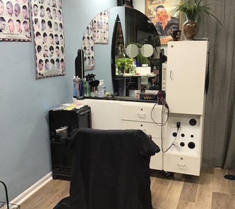 New Creations Family Salon - Aurora, IL