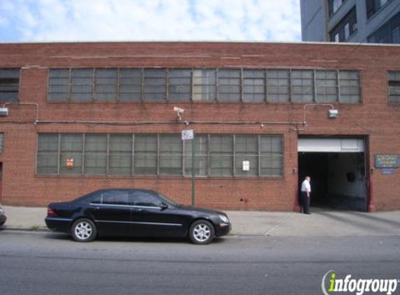 Cadillac Chauffeured Limousine - Long Island City, NY