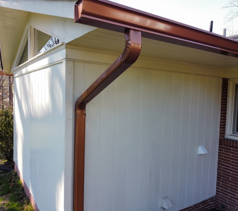 RainGuard Gutter Systems, LLC - Moseley, VA. New Seamless Gutter Install (Copper Colored)