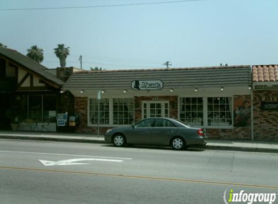 Mozart's - Redlands, CA