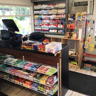 BP - East Wareham, MA. Store Counter & Register