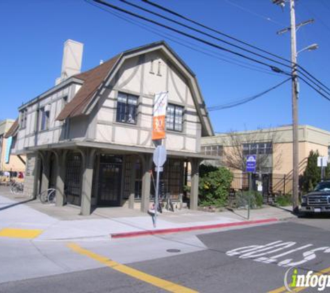 Ecole Bilingue De Berkeley - Berkeley, CA