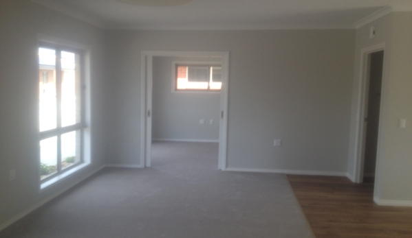 S R Hedrick - West Albury, NSW. House Paint
