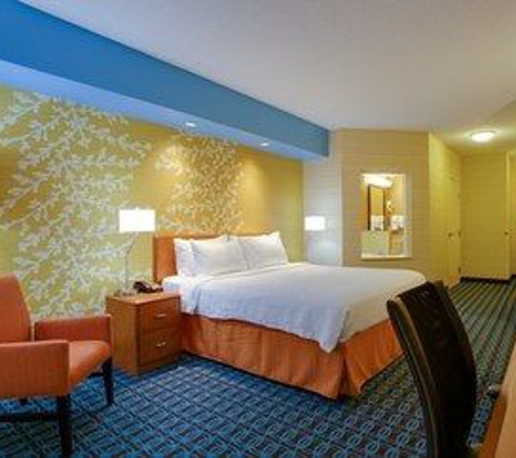 Fairfield Inn & Suites - Edison, NJ