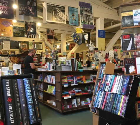 Garden District Book Shop - New Orleans, LA