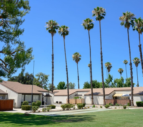 Villa Hemet Apartment - Hemet, CA