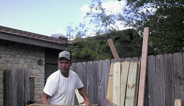 AJ&C Fence Repair - Cedar Creek, TX