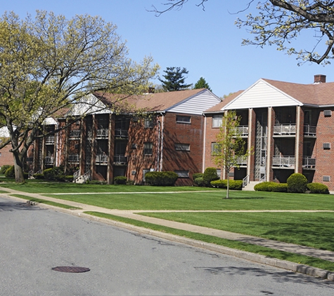 Charlesbank Garden Apts - Waltham, MA