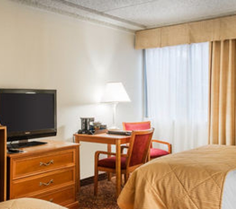 Campus Area Hotel - Eau Claire, WI