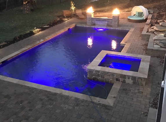 Castlerock Pools, Inc. - Knoxville, TN