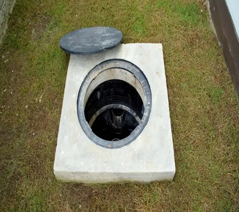 Olivares Plumbing and Septic Tank Cleaning - Beeville, TX