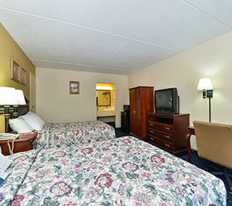 Motel 6 - Star City, WV