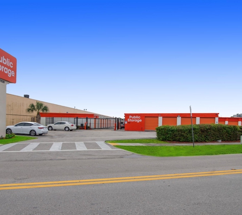 Public Storage - Hialeah, FL