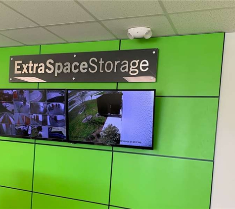 Extra Space Storage - Orlando, FL