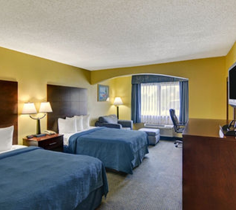 Quality Inn & Suites - Grand Prairie, TX